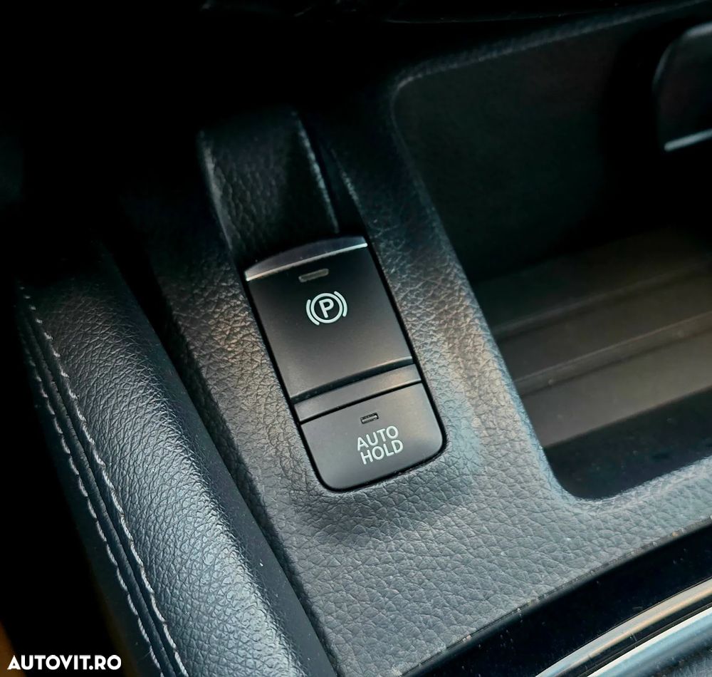 Nissan Qashqai 1.6 DCI ALL-MODE 4x4i N-Connecta - 23