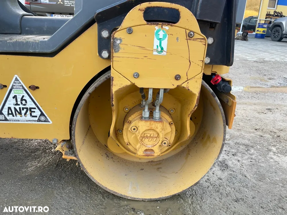 Caterpillar CB14B - 11