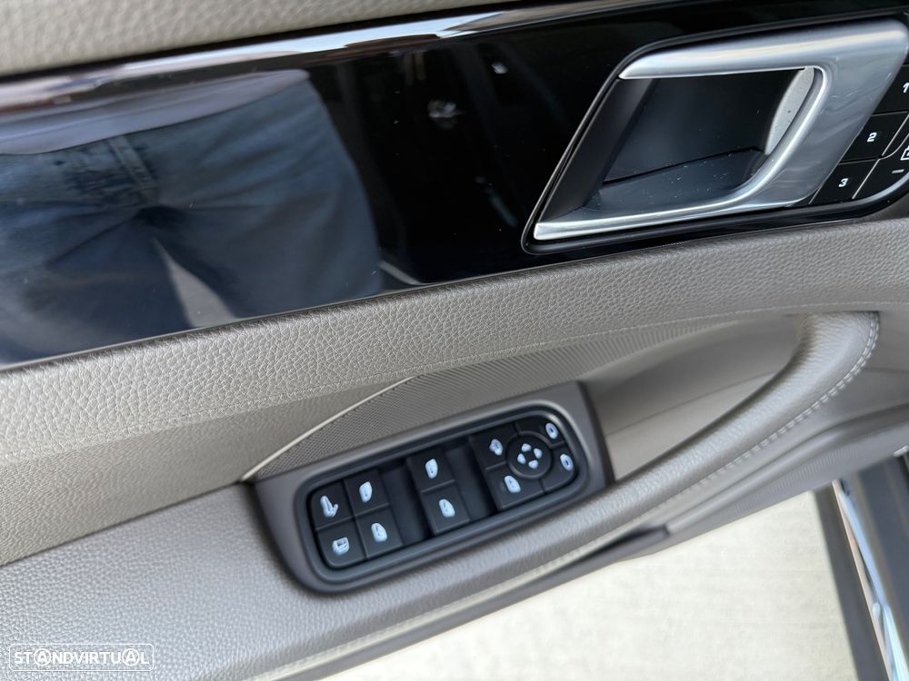 Porsche Panamera 4 E-Hybrid Executive - 21
