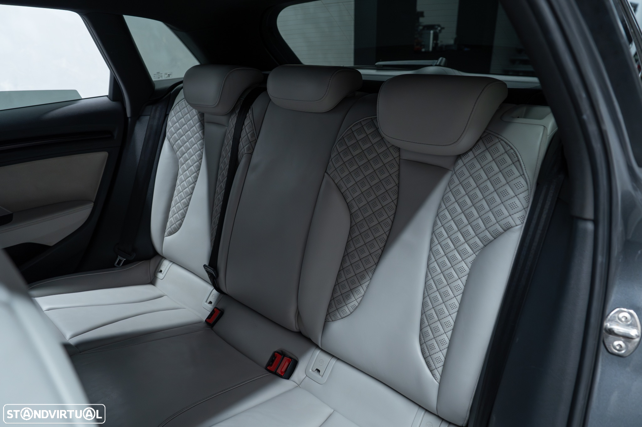Audi RS3 Sportback 2.5 TFSI quattro S tronic - 34
