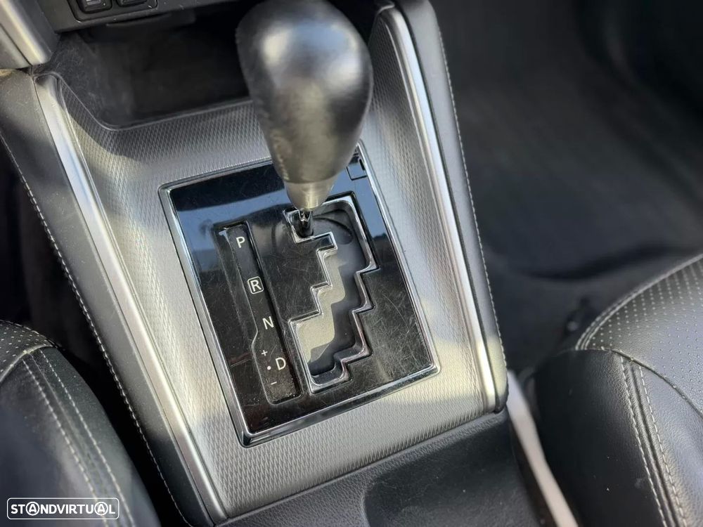 Mitsubishi L200 - 13