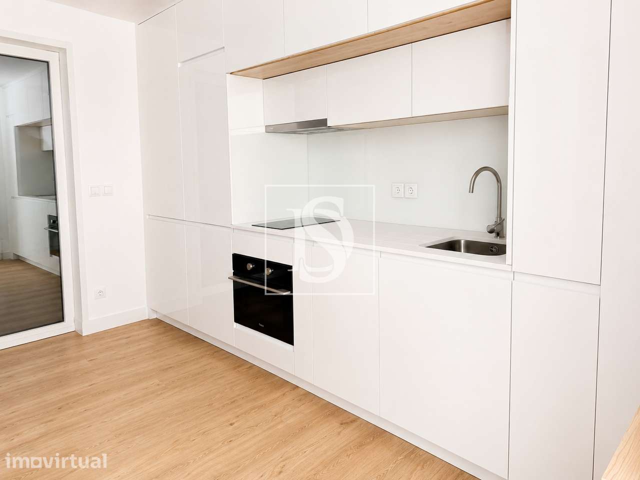Apartamento T0 no Porto, pronto a habitar - Grande imagem: 2/21