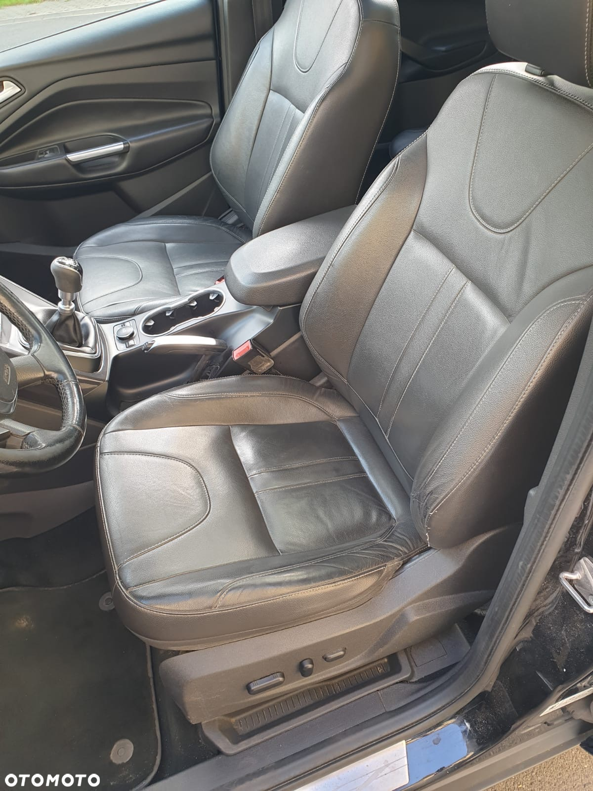 Ford Kuga 2.0 TDCi 4x4 Individual - 6