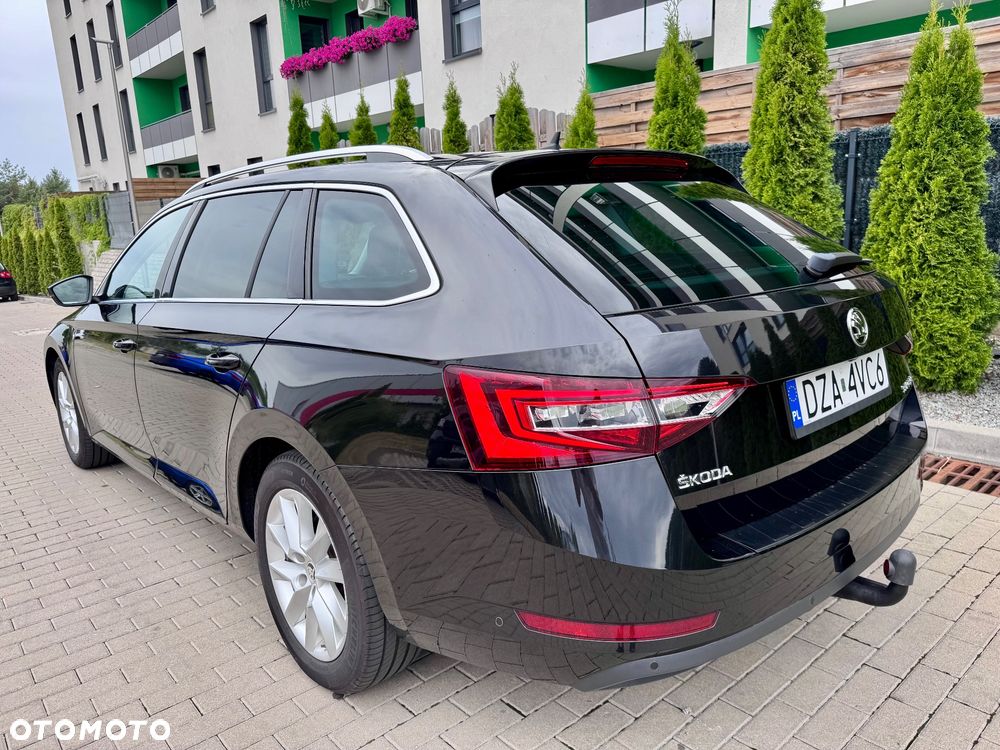 Skoda Superb 2.0 TDI L&K DSG - 3