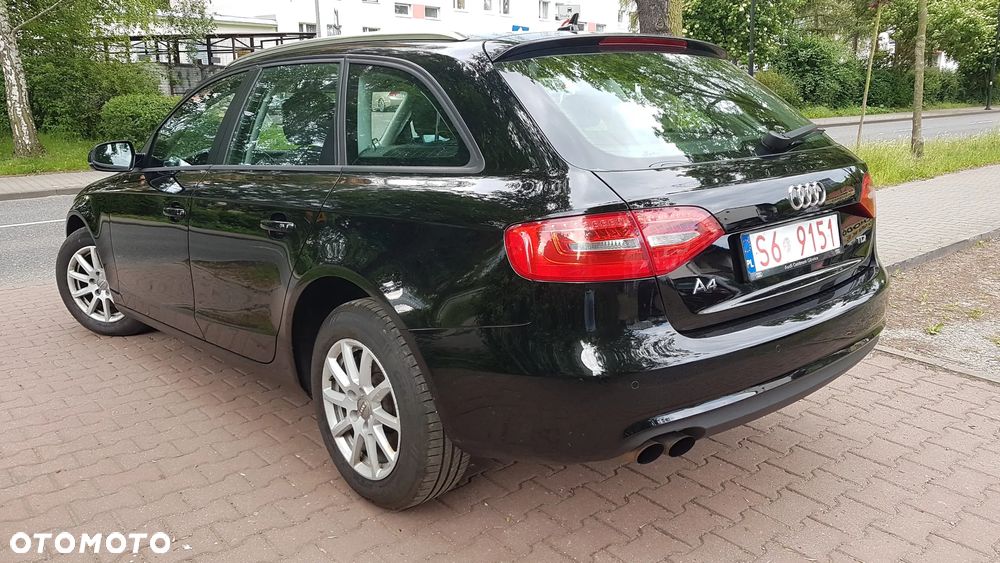 Audi A4 Avant - 4