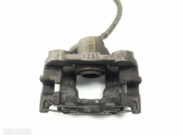 Pinça Travao Tras Esq Mercedes-Benz C-Class (W204) - 5