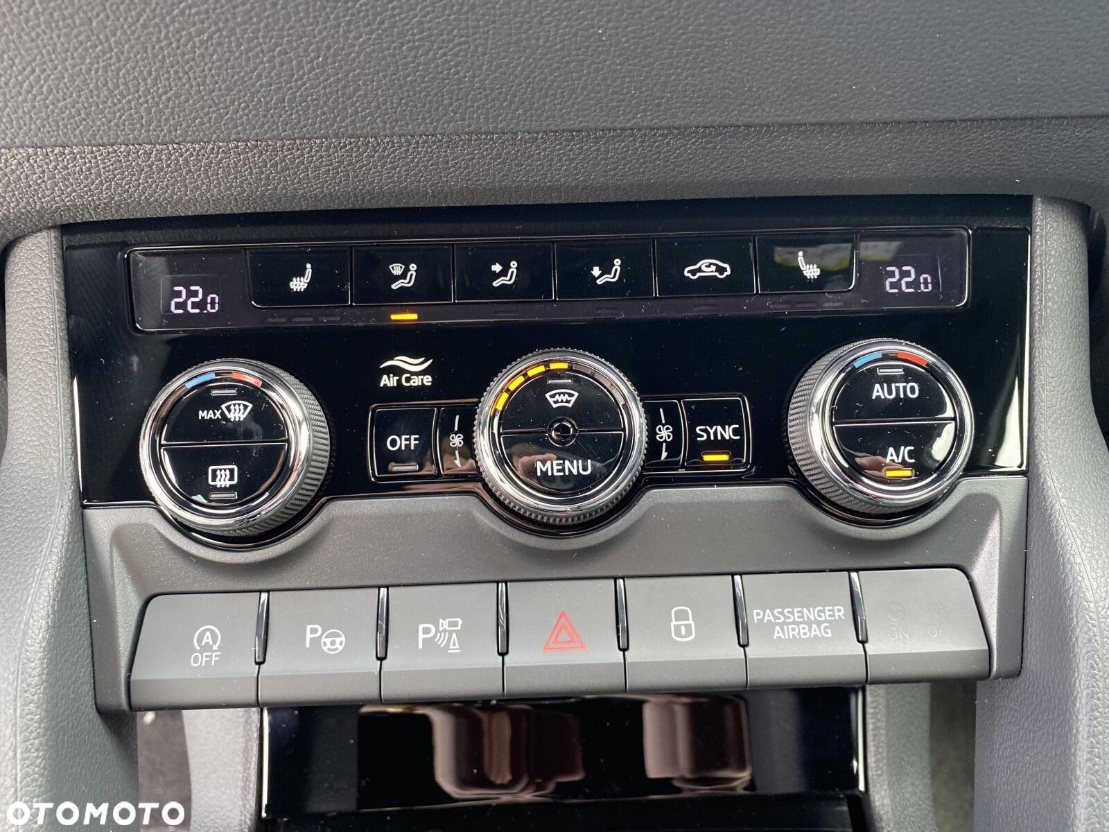 Skoda Karoq 1.5 TSI ACT Sportline DSG - 29