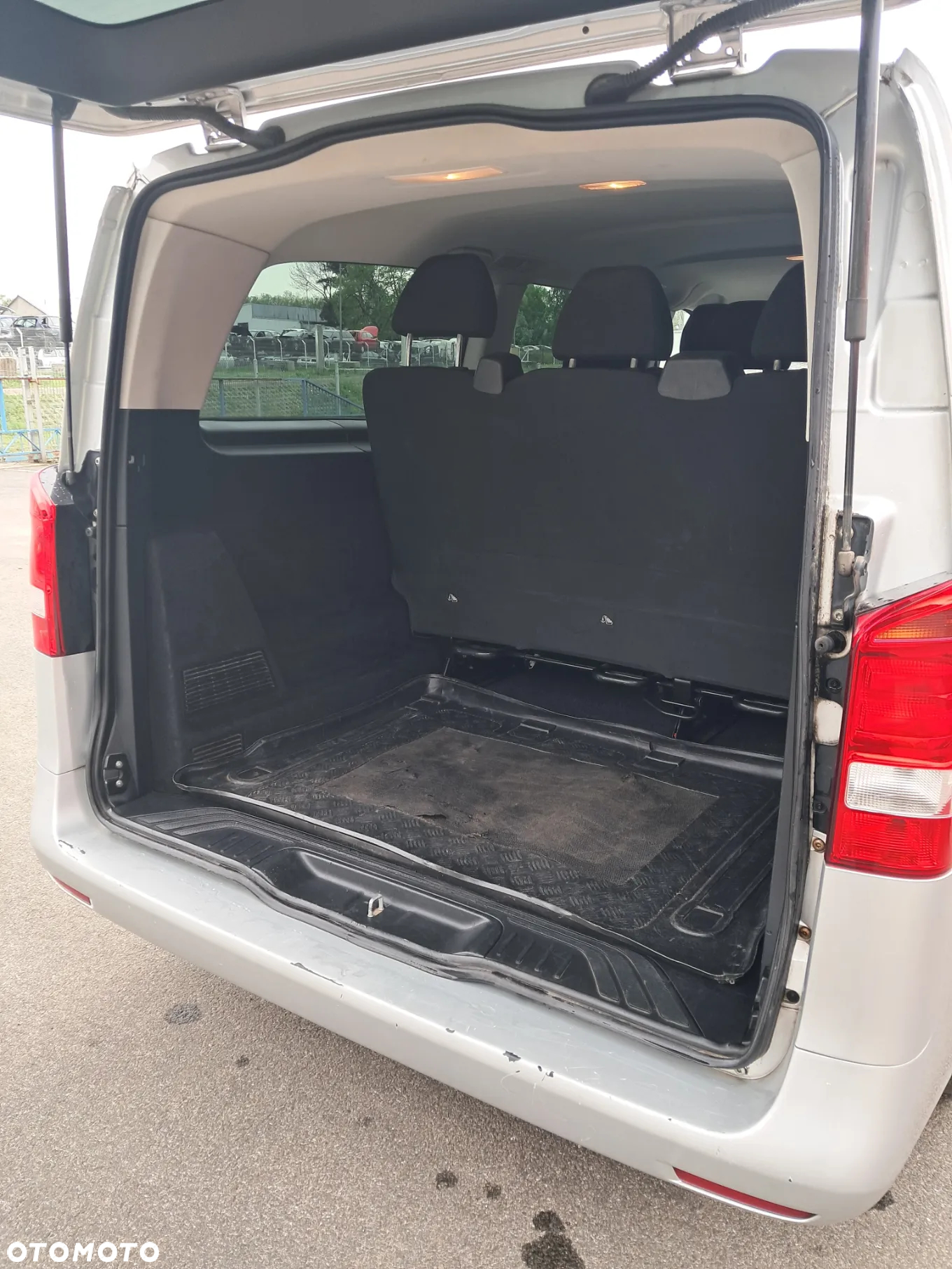 Mercedes-Benz Vito - 21