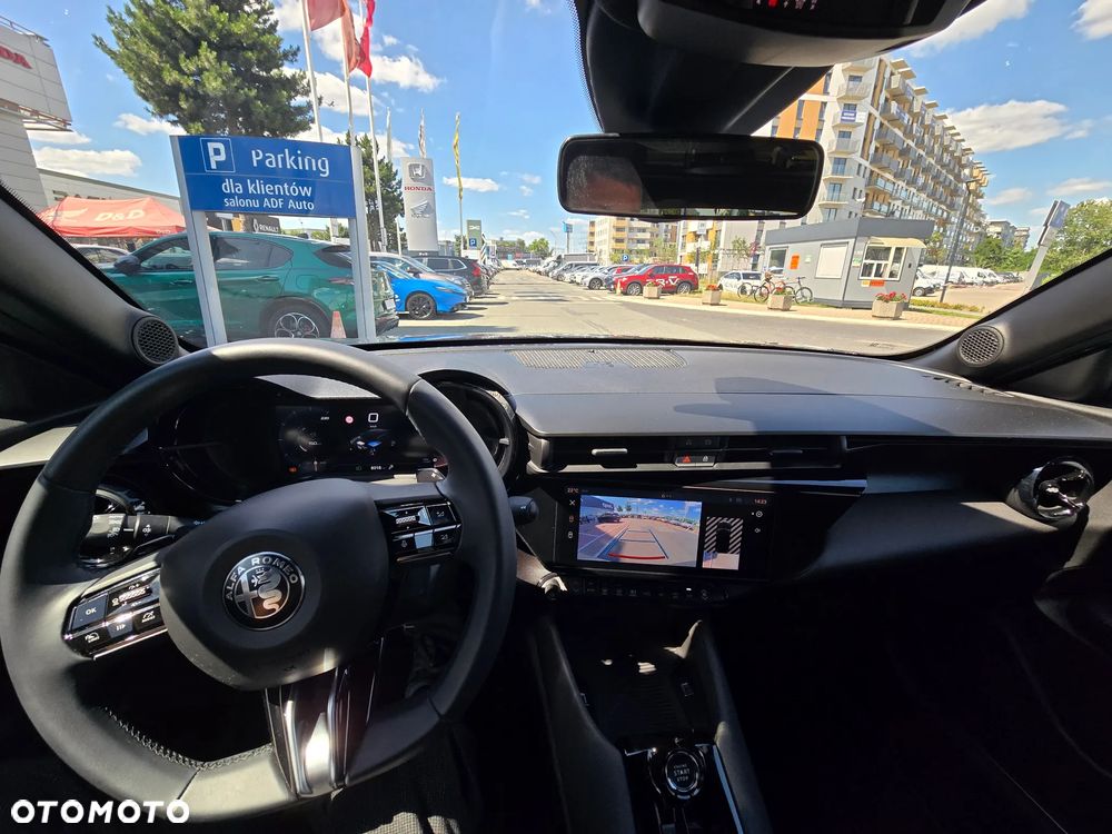 Alfa Romeo Junior 1.2 mHEV Ibrida Speciale eDCT - 23