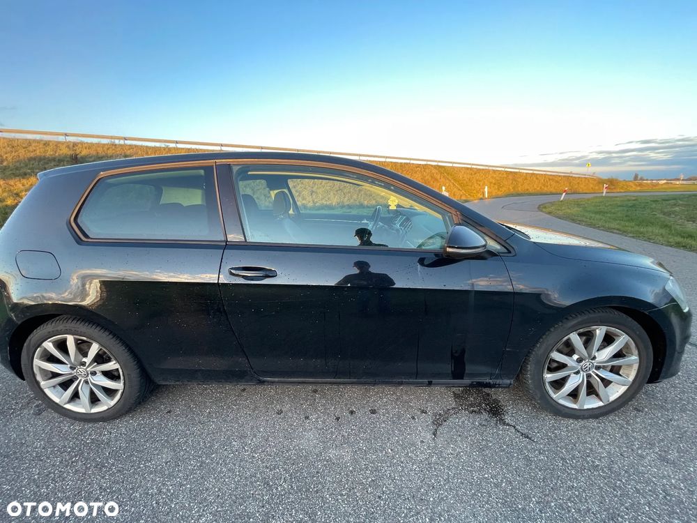 Volkswagen Golf - 14