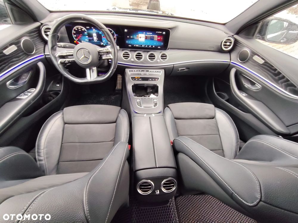 Mercedes-Benz Klasa E 220 d 4-Matic AMG - 13