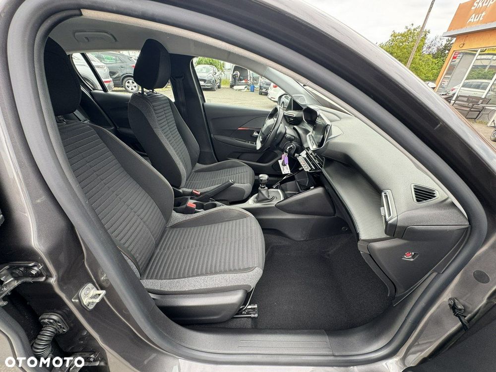Peugeot 208 PureTech 100 Style - 22
