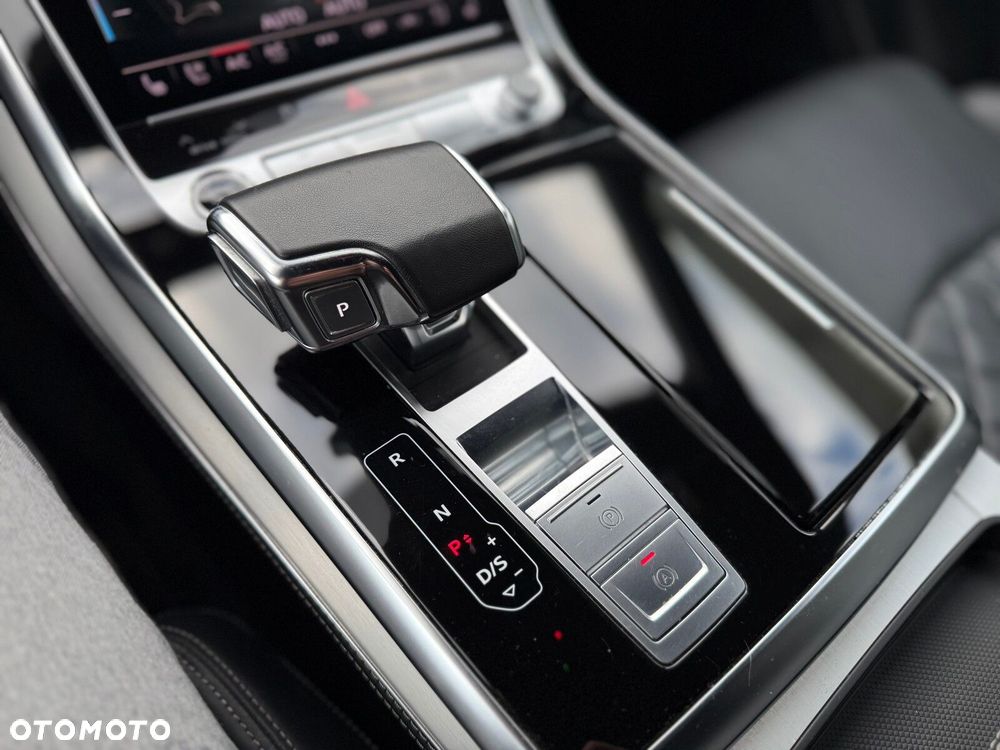 Audi Q8 - 27