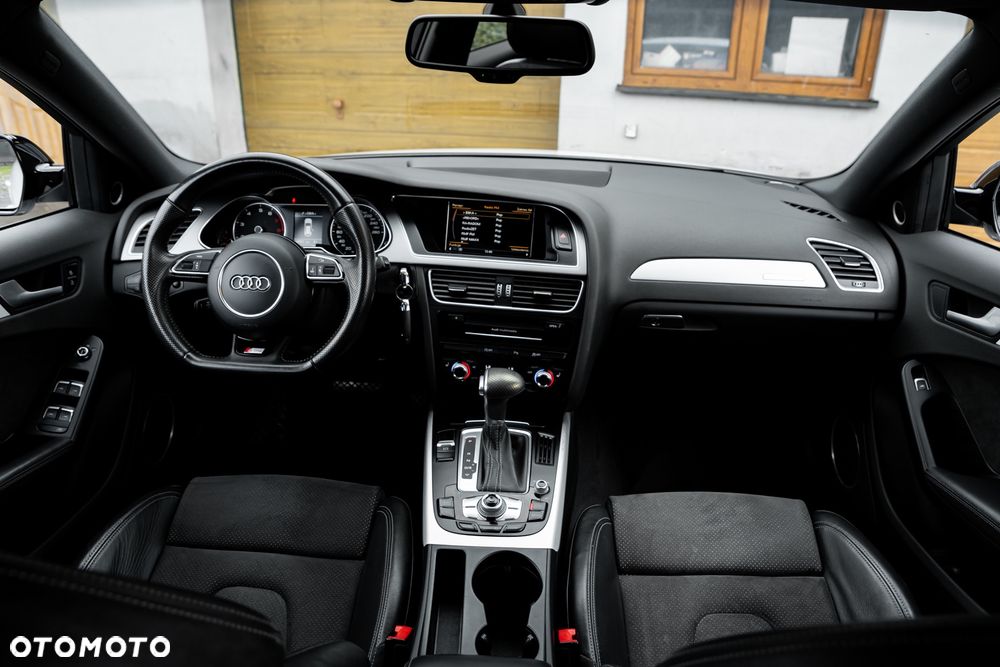 Audi A4 Avant 2.0 TFSI Quattro S tronic - 27