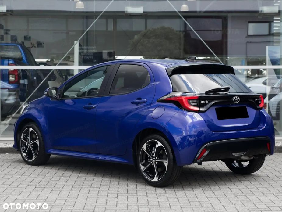 Toyota Yaris - 5