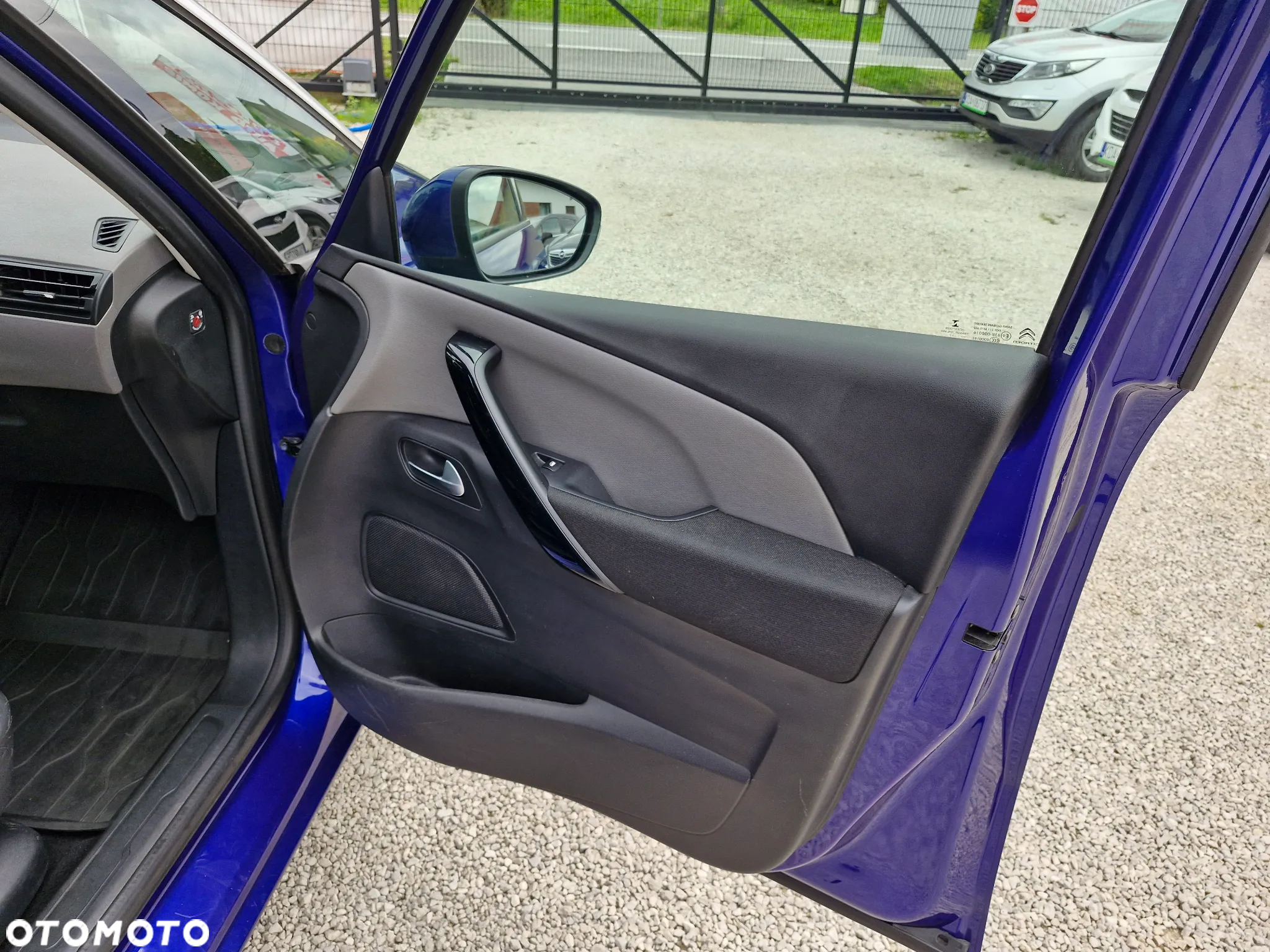 Citroën C4 Grand Picasso - 25