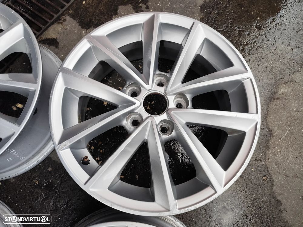 Renault Megane IV 4 - JANTES 16 POLEGADAS - J170 - 4