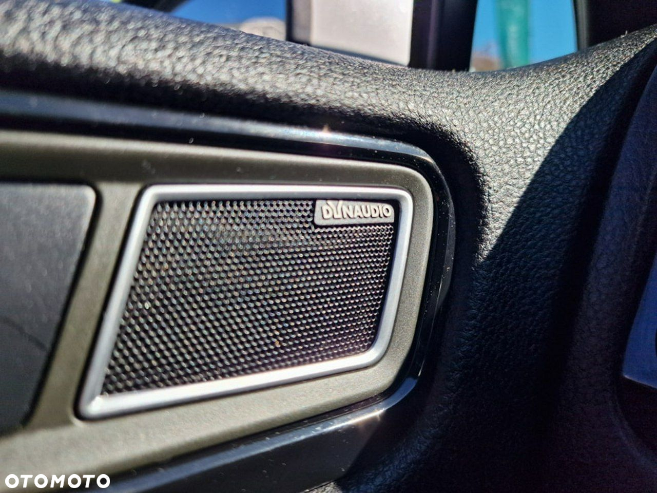 Volkswagen Touareg - 16