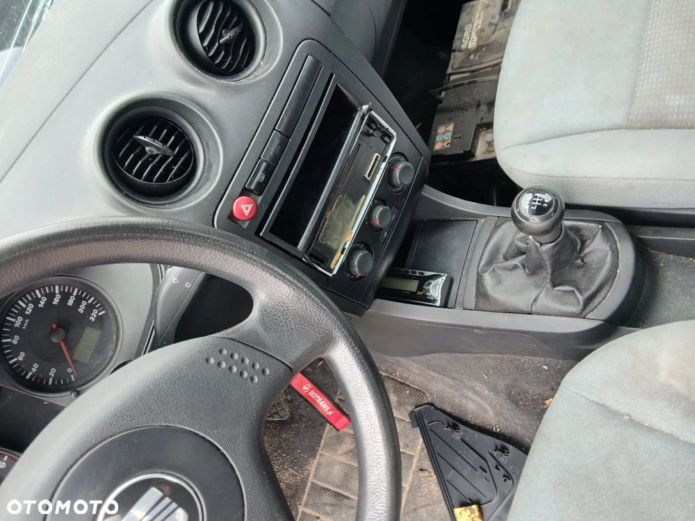 seat ibiza III fotel kanapa deska kokpit podsufitka boczek podłokietnik licznik panel szyb stacyjka - 4