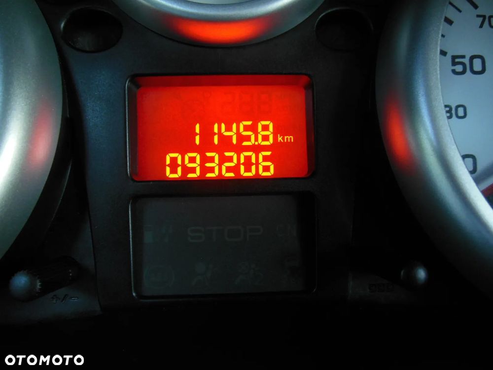 Peugeot 206 plus - 12