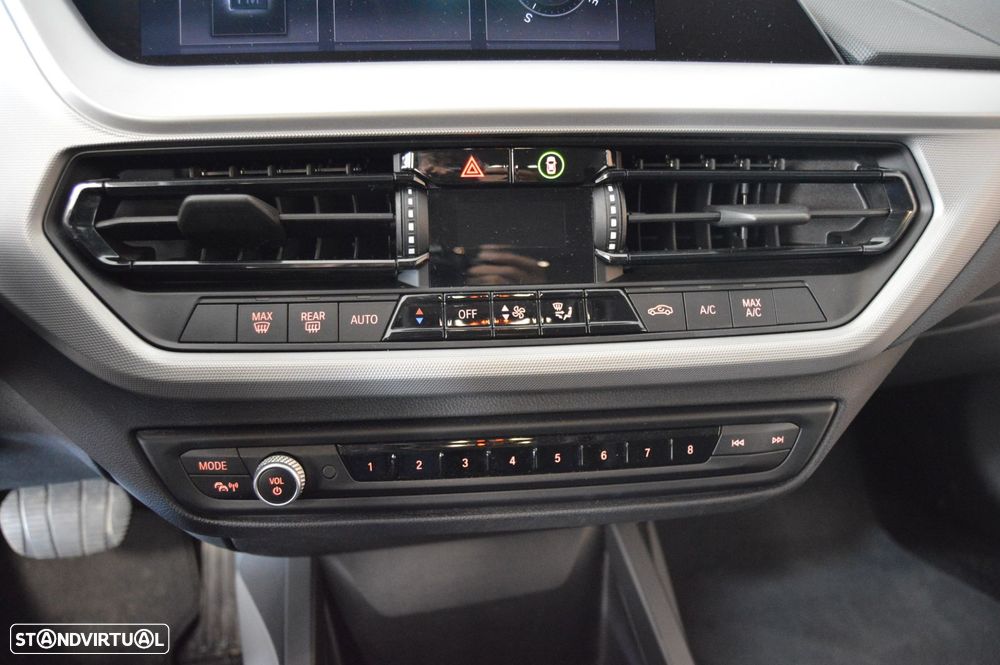 BMW 116 d Aut. Advantage - 44