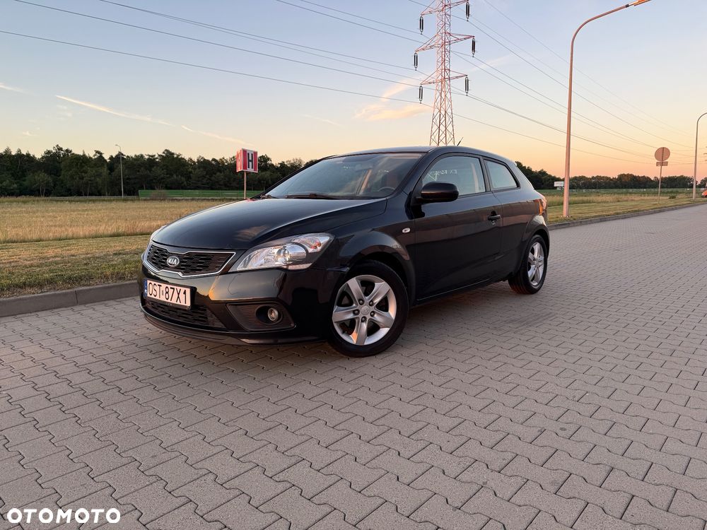 Kia ProCeed - 1