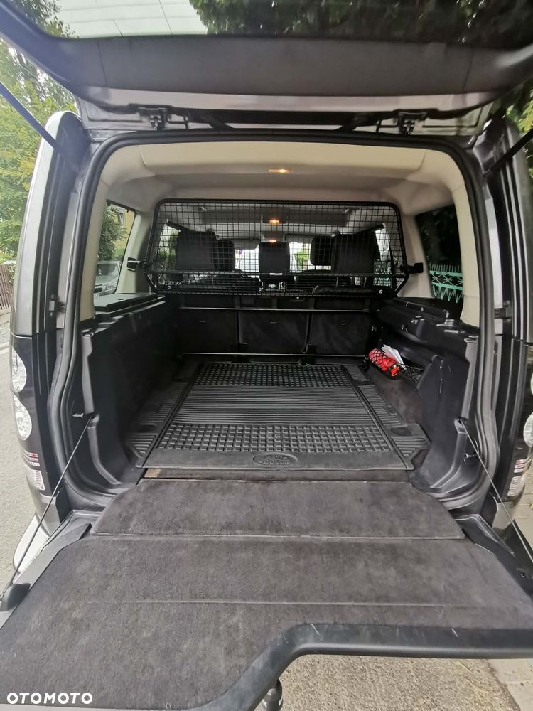 Land Rover Discovery 3.0 SD V6 HSE - 21