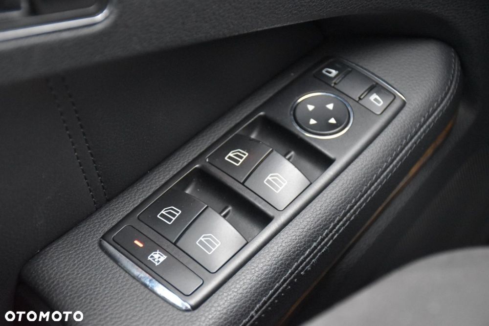 Mercedes-Benz Klasa E 350 4Matic Automatik Elegance BusinessEDITION - 22