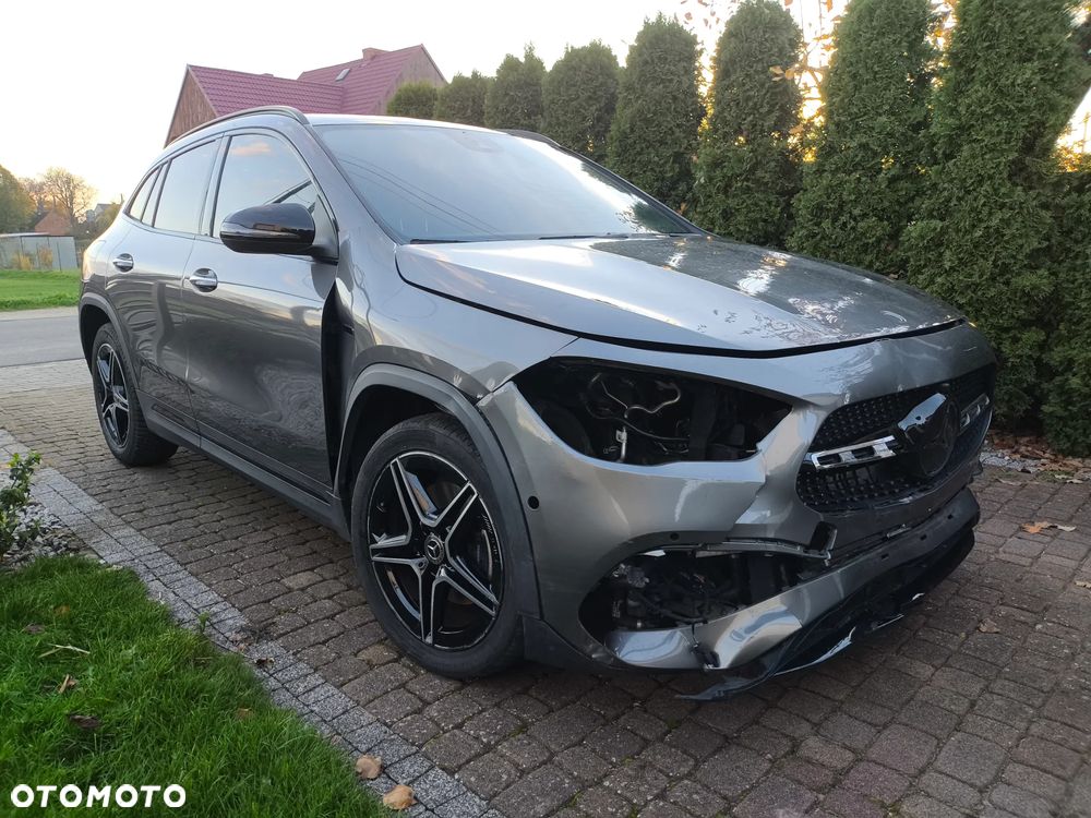 Mercedes-Benz GLA 250 e 8G-DCT Edition AMG Line - 30
