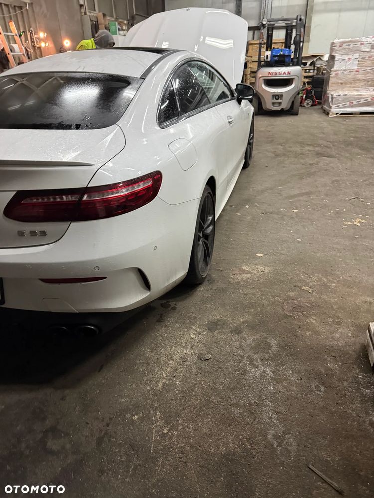 Mercedes-Benz Klasa E - 5