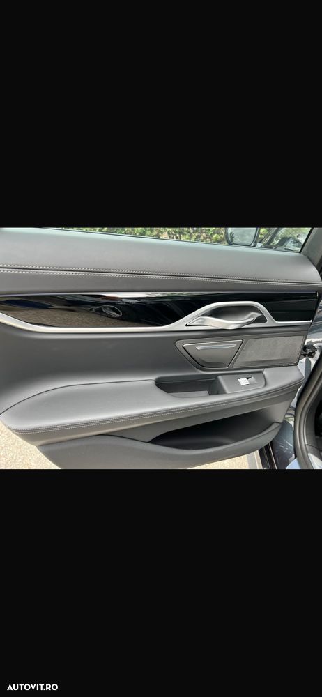 BMW Seria 7 750i xDrive Edition Exclusive - 13