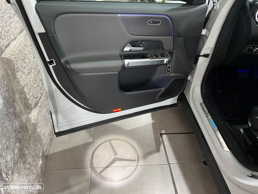 Mercedes-Benz EQB 350 4Matic Electric Art - 12