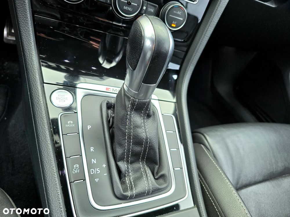 Volkswagen Golf - 19