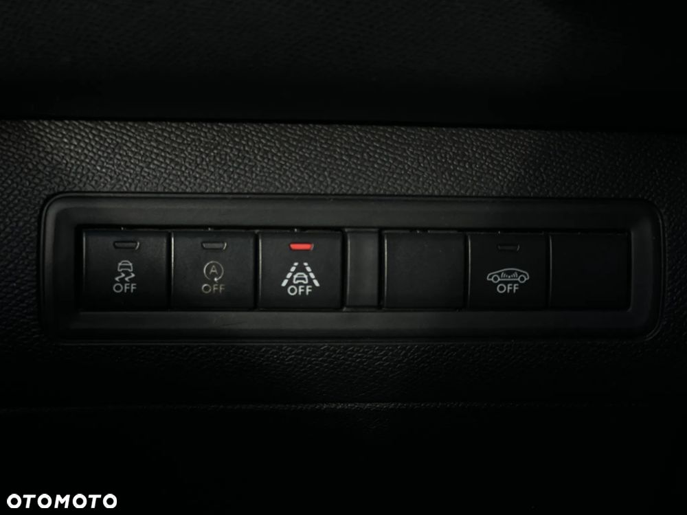 Peugeot 308 - 19