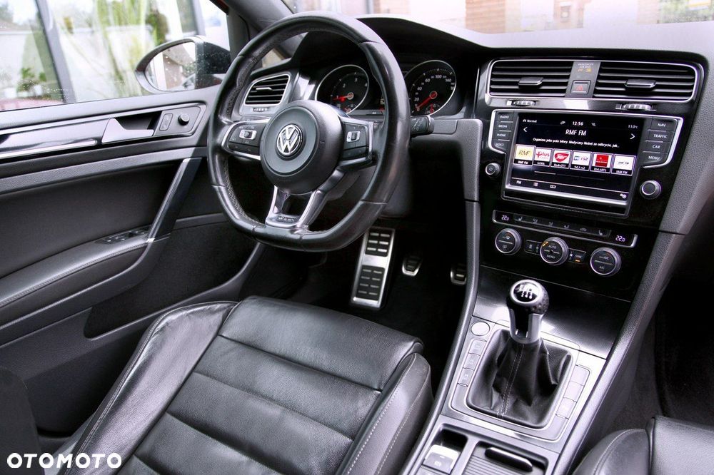 Volkswagen Golf - 13