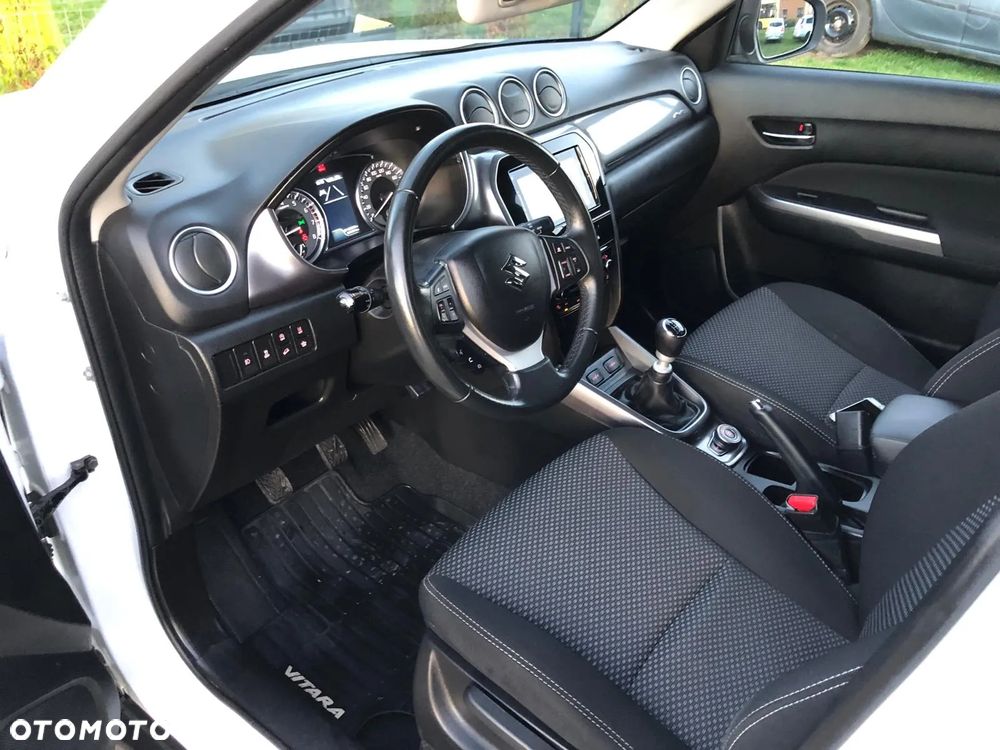 Suzuki Vitara 1.4 Boosterjet XLED Sun 4WD - 14