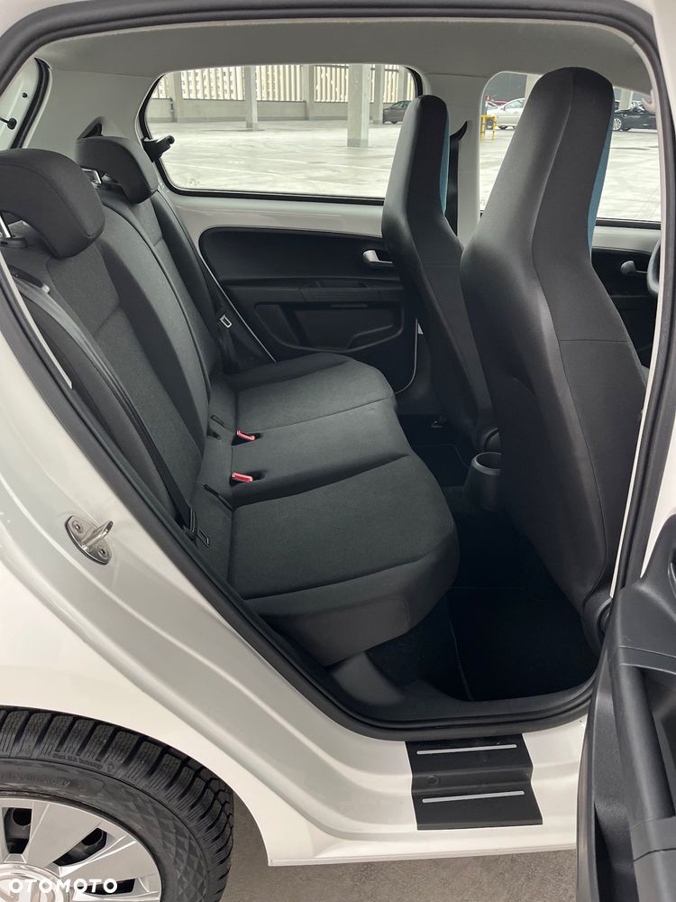Volkswagen up! 1.0 move - 27
