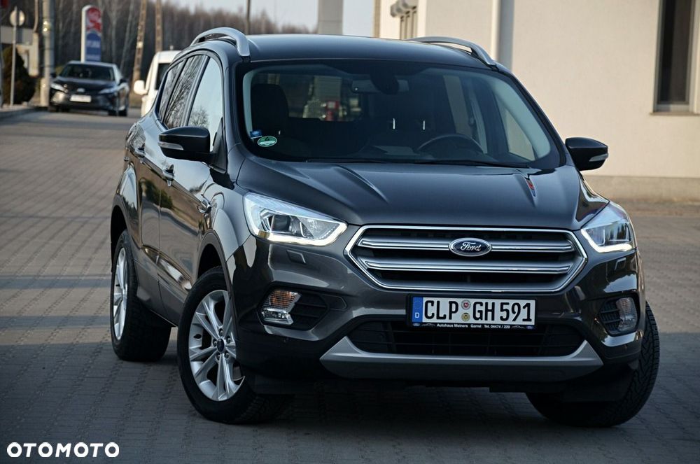 Ford Kuga - 25