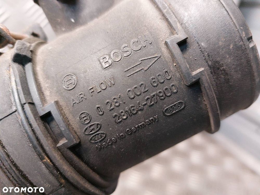 OBUDOWA FILTRA POWIETRZA + PRZEPŁYWOMIERZ HYUNDAI TUCSON I 2.0 CRDI - 5