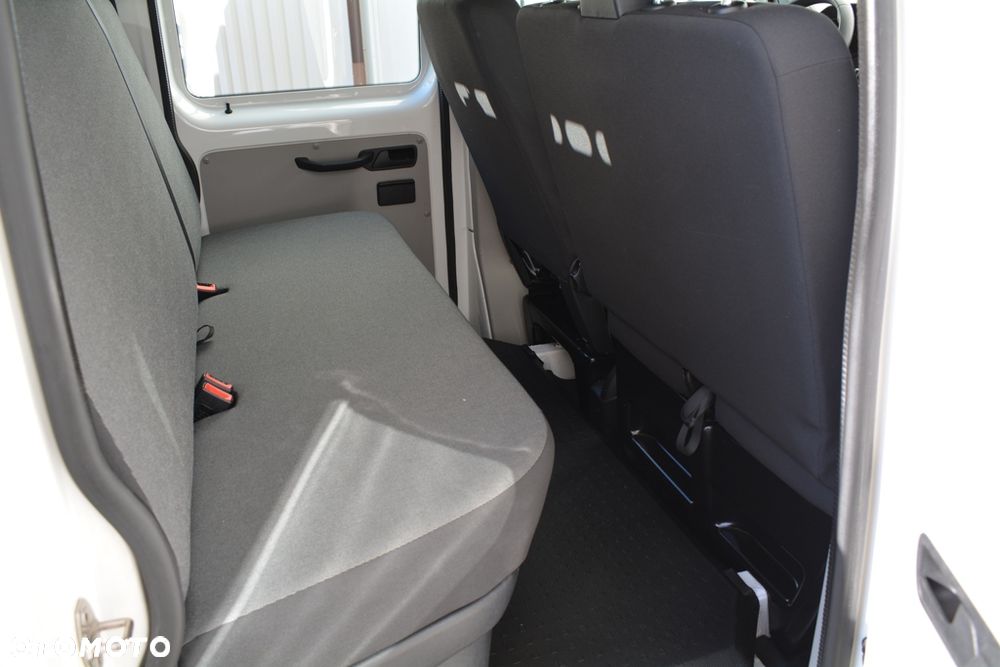 Volkswagen TRANSPORTER T6 DOKA - 25