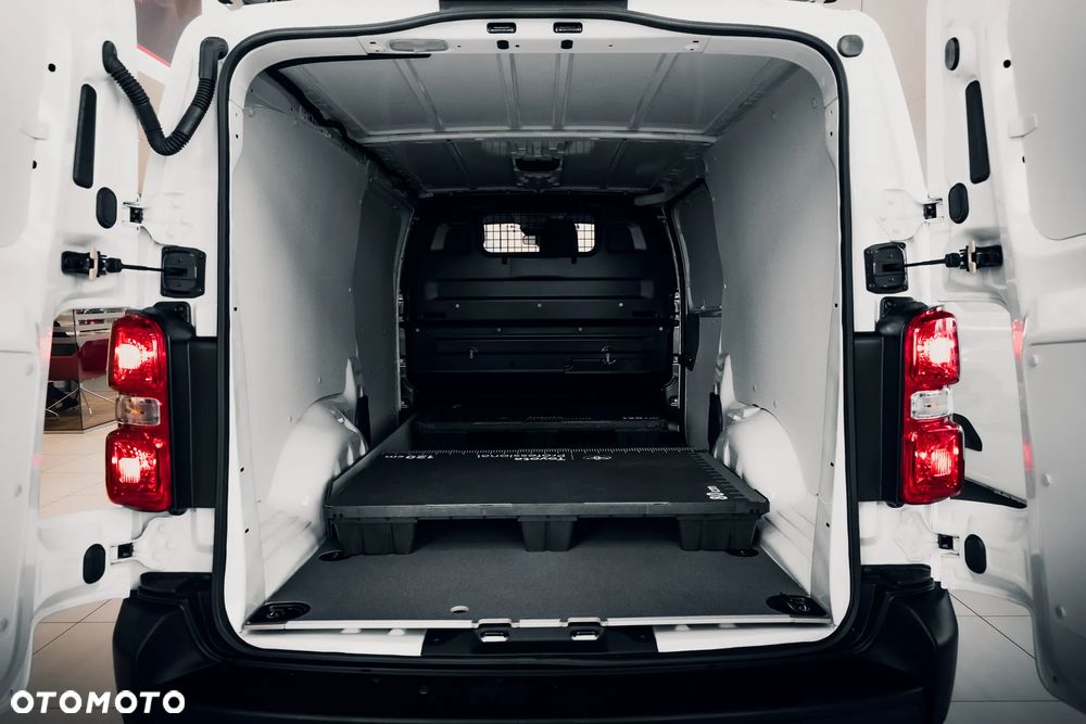 Toyota Proace - 10