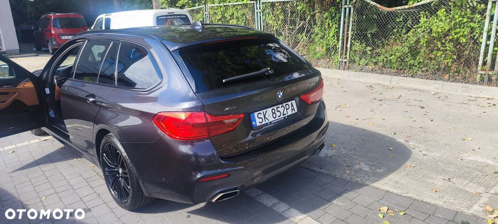 BMW Seria 5 530d xDrive M Sport sport - 9