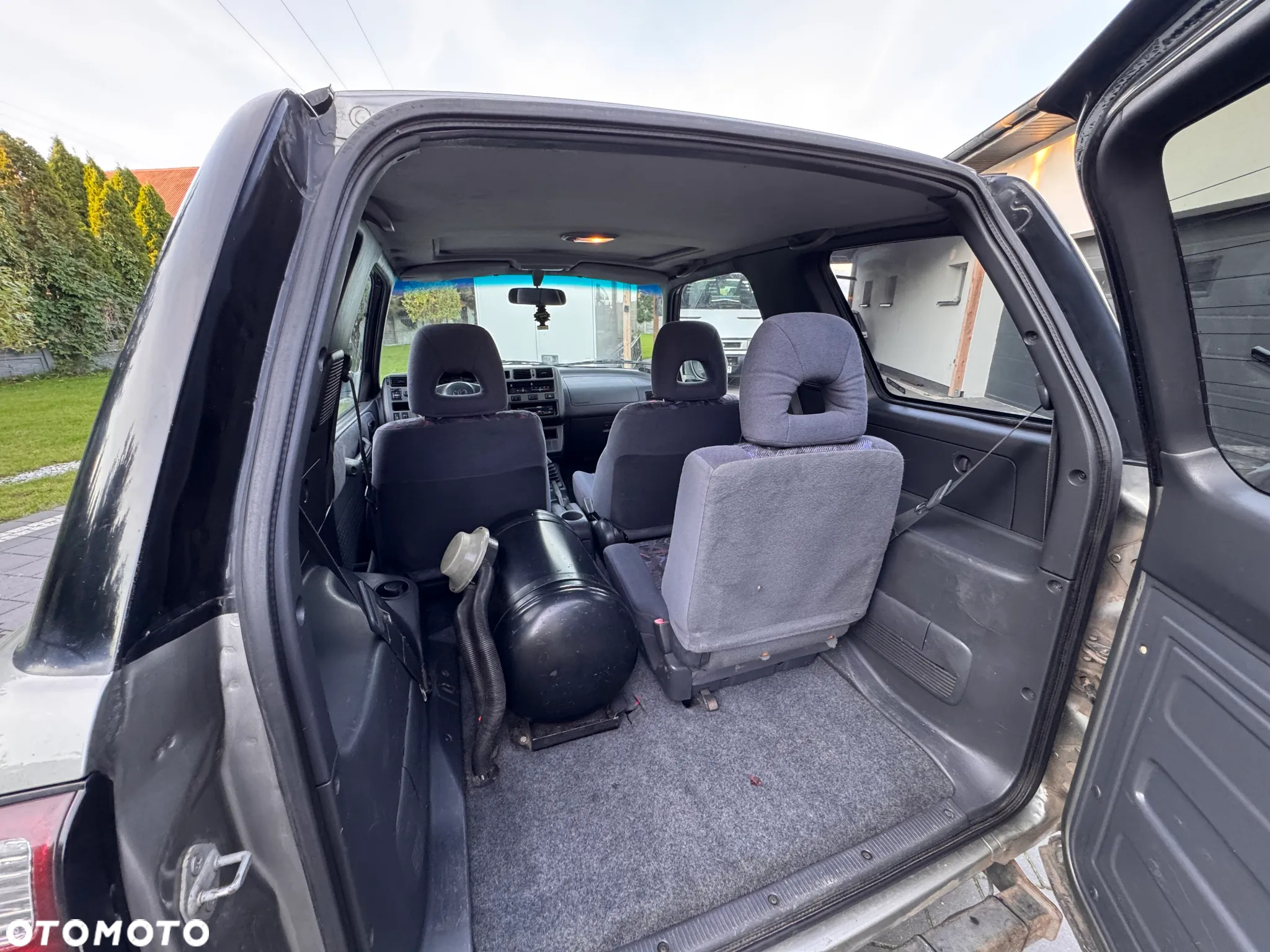 Toyota RAV4 2.0 - 22