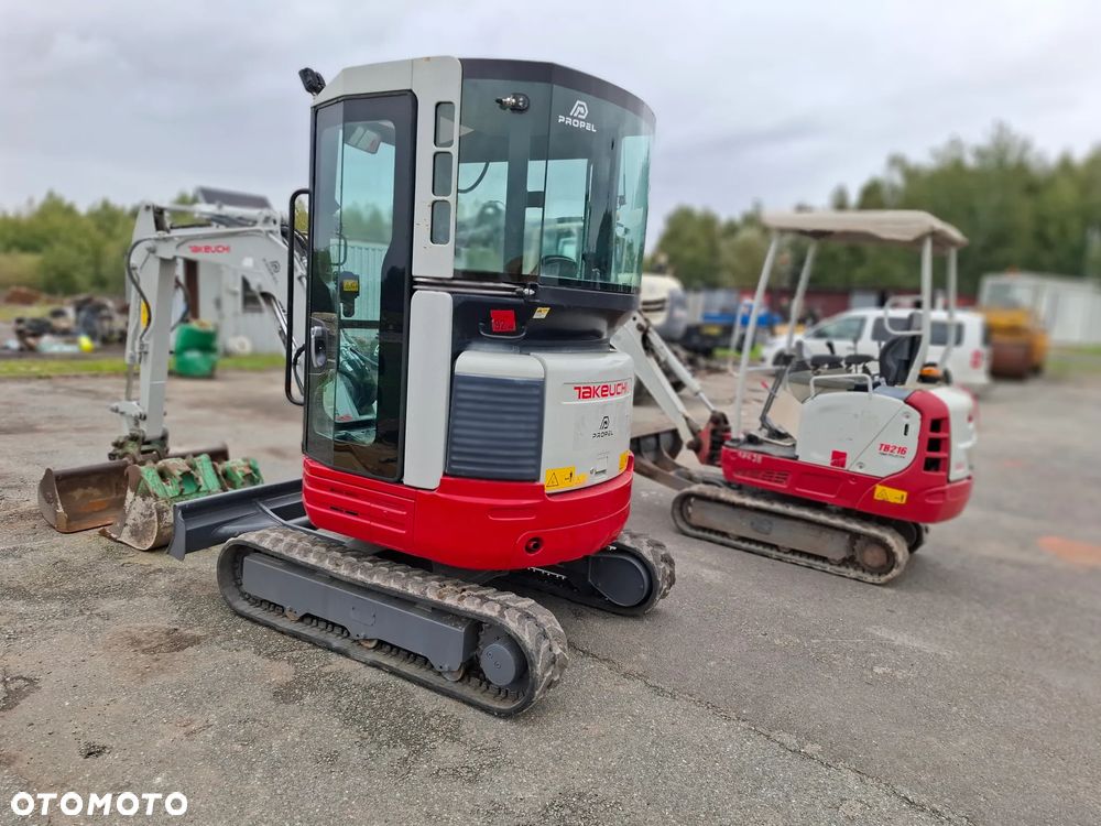 Takeuchi TB23R - 8