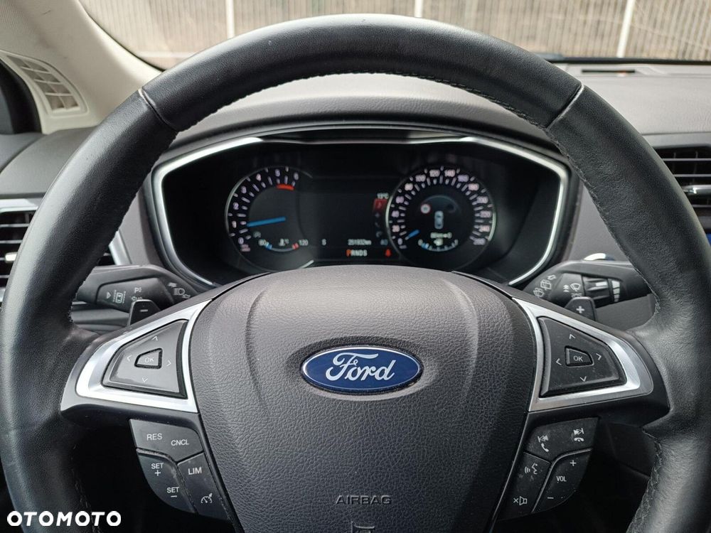 Ford Mondeo 2.0 EcoBlue Titanium - 14