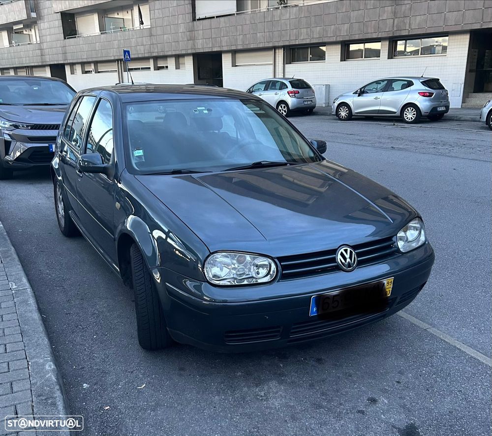 VW Golf - 1