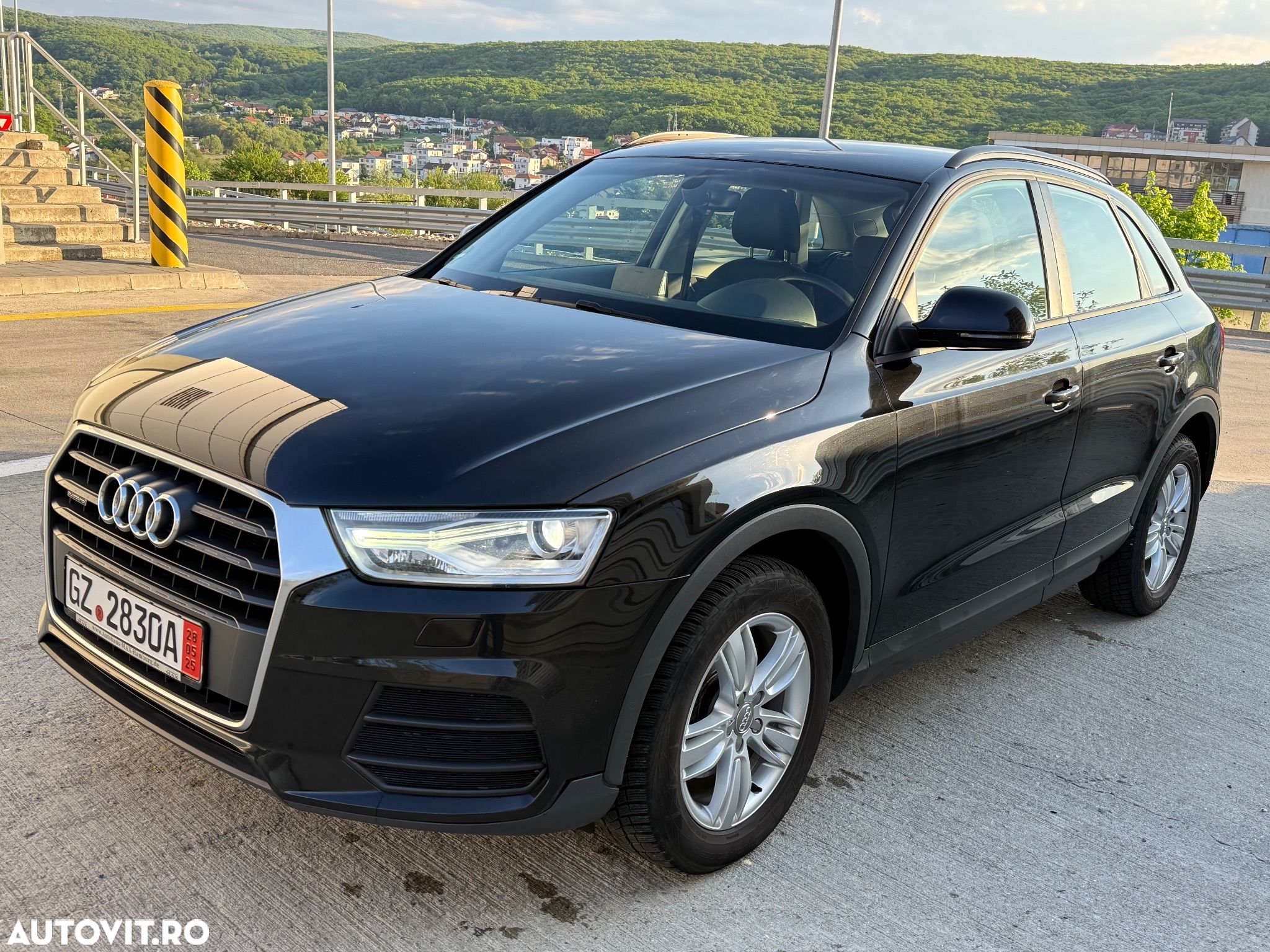 Audi Q3 2.0 TDI Quattro Stronic - 1