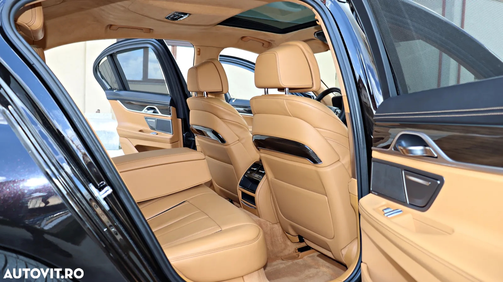 BMW Seria 7 740e iPerformance - 17