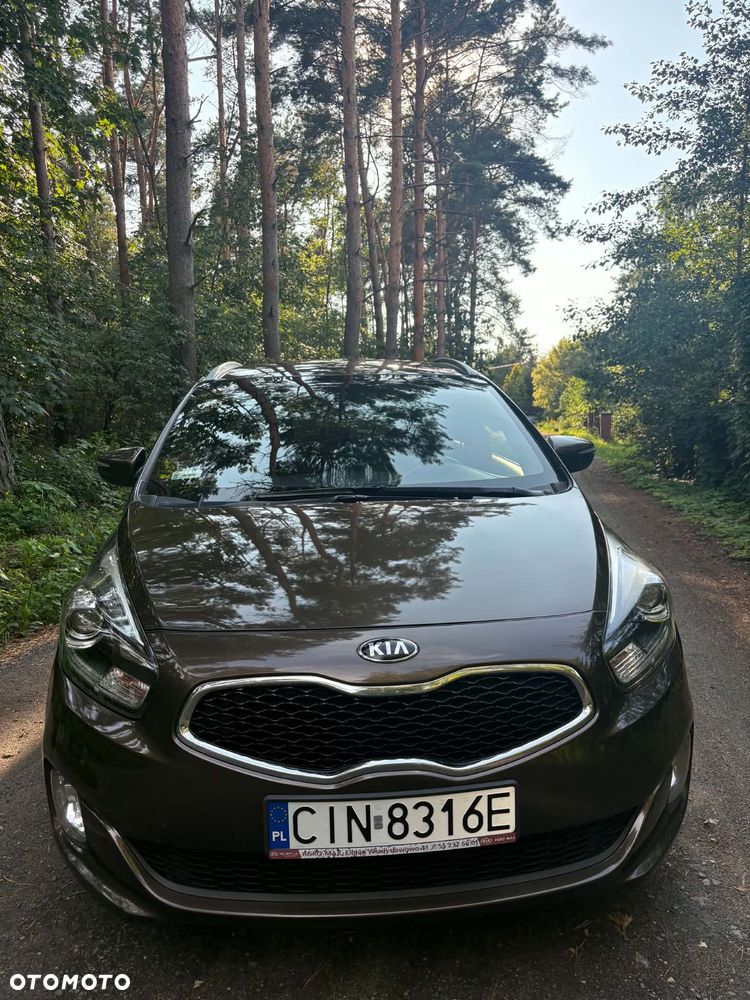 Kia Carens 1.7 CRDi M - 2