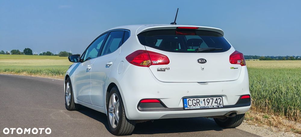 Kia Ceed 1.6 GDI L - 3